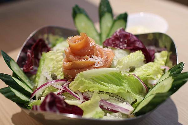 【桃園餐廳】布納咖啡館&義斯特時尚創作料理&義斯特P&R義大利麵-Hellmann's美玉白汁沙拉醬百搭美味好餐點