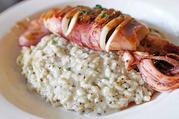 【桃園餐廳】布納咖啡館&義斯特時尚創作料理&義斯特P&R義大利麵-Hellmann's美玉白汁沙拉醬百搭美味好餐點