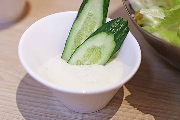 【桃園餐廳】布納咖啡館&義斯特時尚創作料理&義斯特P&R義大利麵-Hellmann's美玉白汁沙拉醬百搭美味好餐點