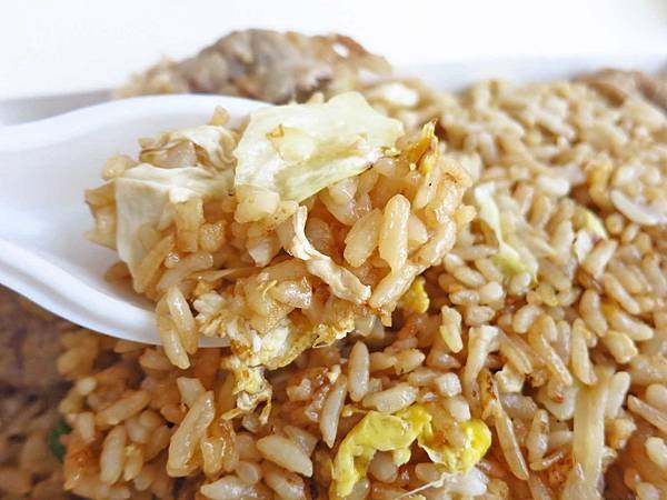 【桃園美食】世代小館-使用牛肉片的牛肉炒飯