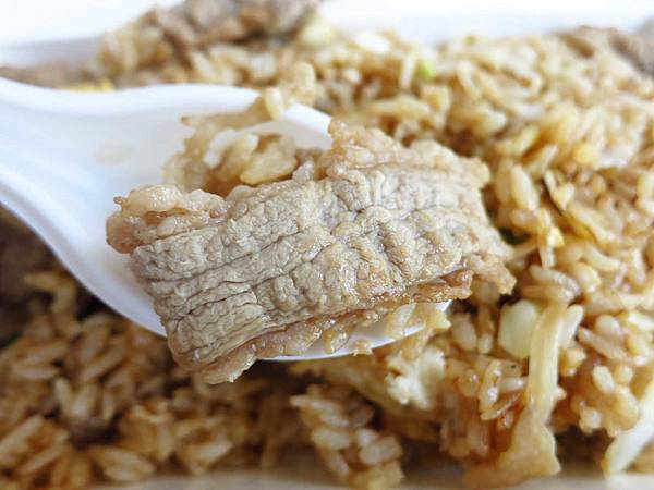 【桃園美食】世代小館-使用牛肉片的牛肉炒飯