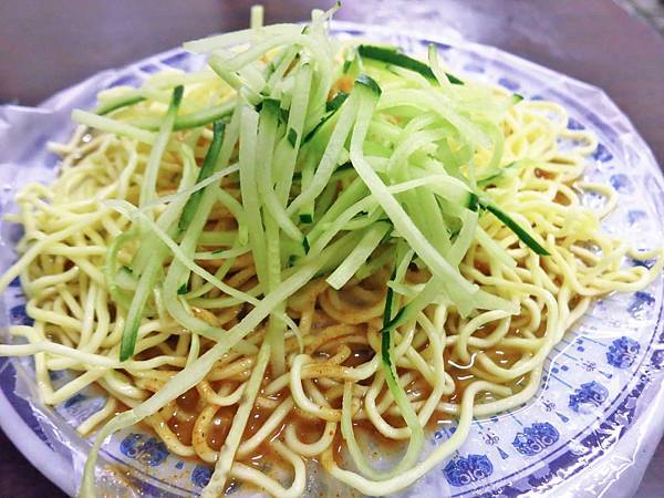 【蘆洲美食】峰涼麵-從早到晚都能吃到的涼麵店 【蘆洲美食】峰涼麵-從早到晚都能吃到的涼麵店