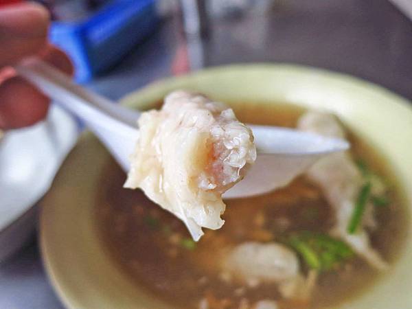 【蘆洲美食】油飯肉羹湯-瘦肉做的超鮮美肉羹