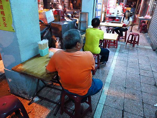 【台南美食】黃記鱔魚意麵-帶有厚度超美味鱔魚麵
