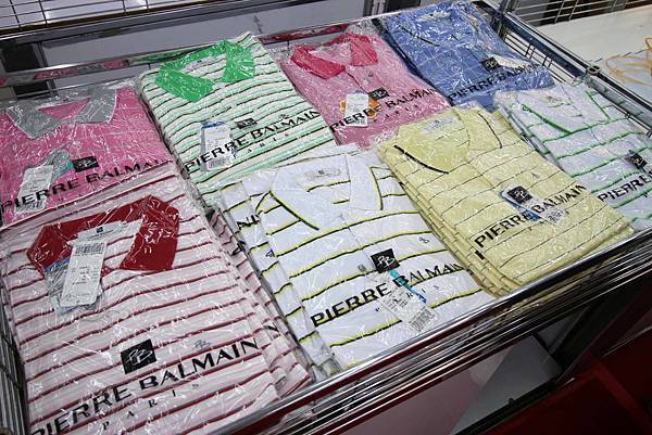 【上萬本暢銷書籍、工具書、旅遊書、兒童有聲書】全面下殺６９折！夏季涼被、床包、名牌枕頭，寢具全面下殺１折起。機會難得，把握機會！…彰化員林特賣會