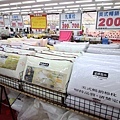 【上萬本暢銷書籍、工具書、旅遊書、兒童有聲書】全面下殺６９折！夏季涼被、床包、名牌枕頭，寢具全面下殺１折起。機會難得，把握機會！…彰化員林特賣會