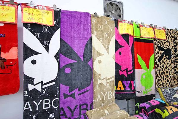 【上萬本暢銷書籍、工具書、旅遊書、兒童有聲書】全面下殺６９折！夏季涼被、床包、名牌枕頭，寢具全面下殺１折起。機會難得，把握機會！…彰化員林特賣會