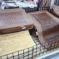 【上萬本暢銷書籍、工具書、旅遊書、兒童有聲書】全面下殺６９折！夏季涼被、床包、名牌枕頭，寢具全面下殺１折起。機會難得，把握機會！…彰化員林特賣會