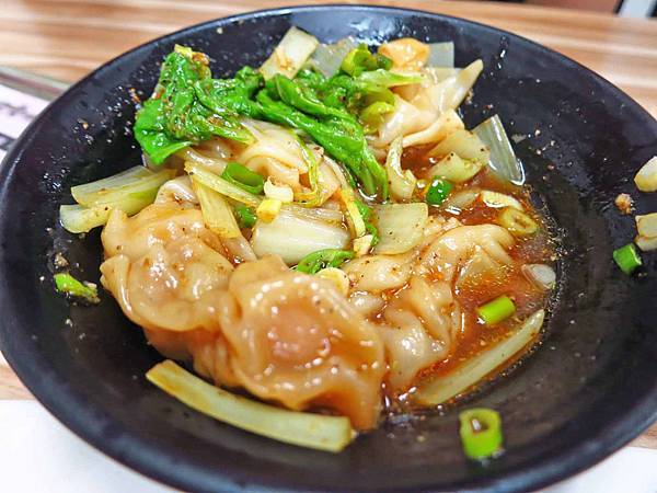 【台北美食】得意排骨大王-超美味紅油抄手