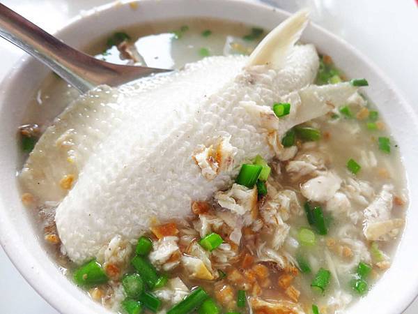 【台南美食】阿堂鹹粥-必朝聖的超人氣虱目魚鹹粥店