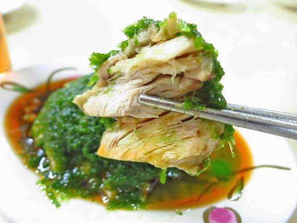 【台北美食】小龍飲食-超強威力的怪味雞