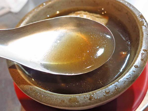 【新竹美食】翁記滷肉飯-香噴噴帶有胡椒香的魯肉飯