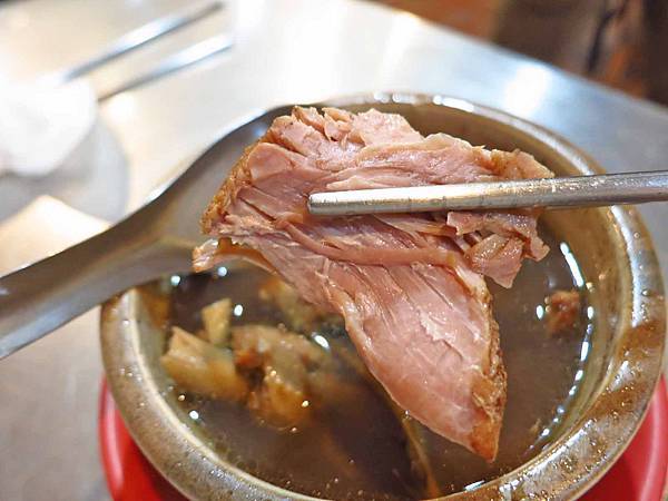 【新竹美食】翁記滷肉飯-香噴噴帶有胡椒香的魯肉飯