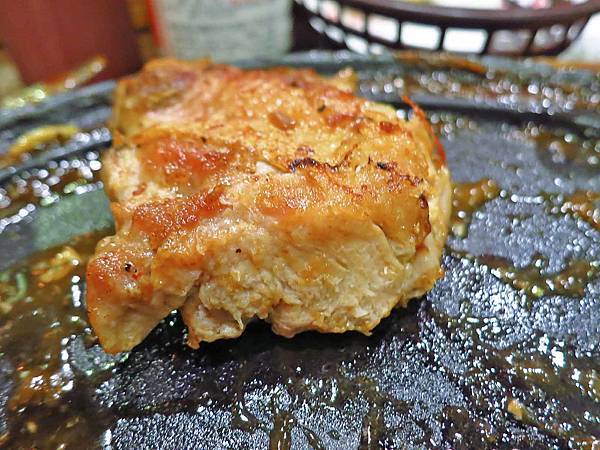 【蘆洲餐廳】皇品牛排-比臉還要大二倍以上的雞排