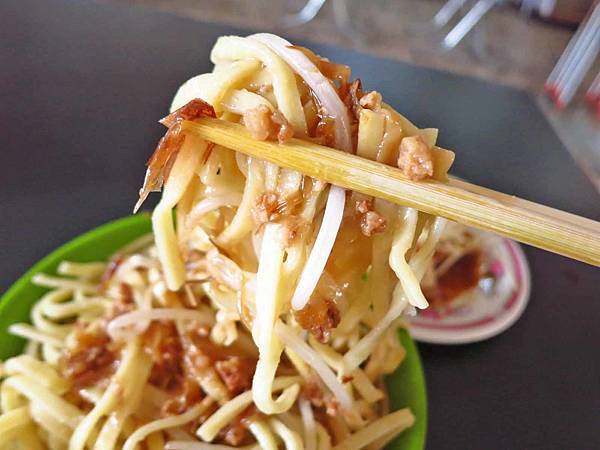 【彰化美食】建宏拉仔麵-員林古早味銅板美食 【彰化美食】建宏拉仔麵-員林古早味銅板美食