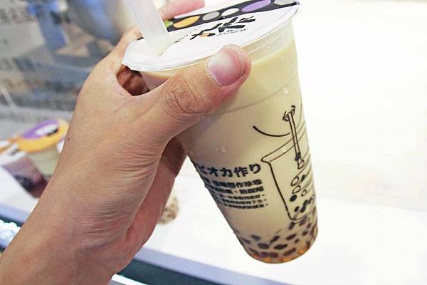 【台北美食】丸作食茶-世界首創現場職人手作珍珠的飲料店