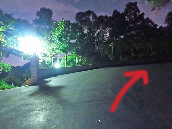 【台北旅遊】劍南山夜景-不用爬山也能看到台北夜景 【台北旅遊】劍南山夜景-不用爬山也能看到台北夜景