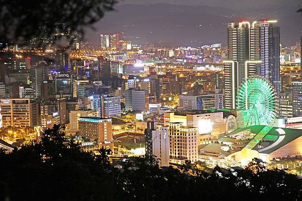 【台北旅遊】劍南山夜景-不用爬山也能看到台北夜景