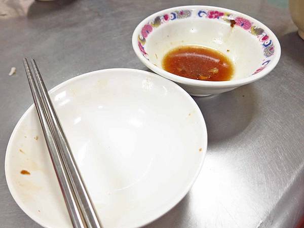 【台南美食】大勇街虱目魚粥-在地人才知道的隱藏版店家 【台南美食】大勇街虱目魚粥-在地人才知道的隱藏版店家