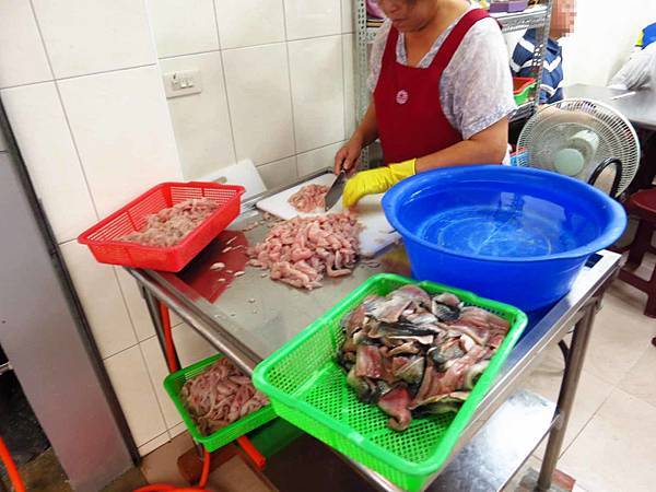 【台南美食】大勇街虱目魚粥-在地人才知道的隱藏版店家 【台南美食】大勇街虱目魚粥-在地人才知道的隱藏版店家