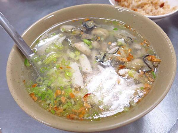 【台南美食】大勇街虱目魚粥-在地人才知道的隱藏版店家 【台南美食】大勇街虱目魚粥-在地人才知道的隱藏版店家