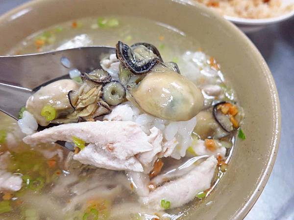 【台南美食】大勇街虱目魚粥-在地人才知道的隱藏版店家 【台南美食】大勇街虱目魚粥-在地人才知道的隱藏版店家