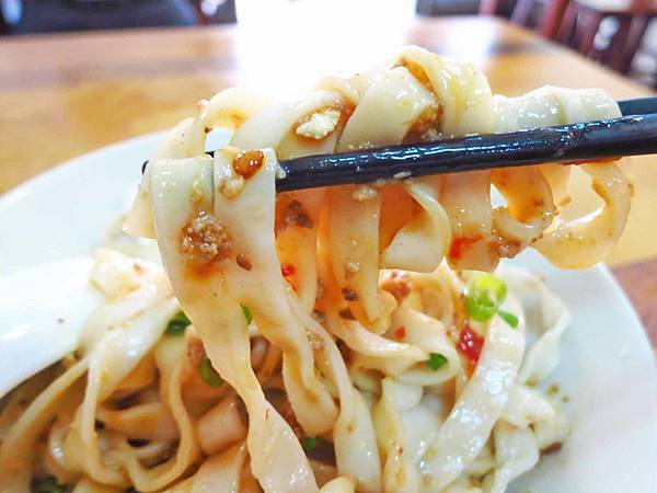 【桃園美食】士官長家常麵-獨創麻婆臭豆腐麵