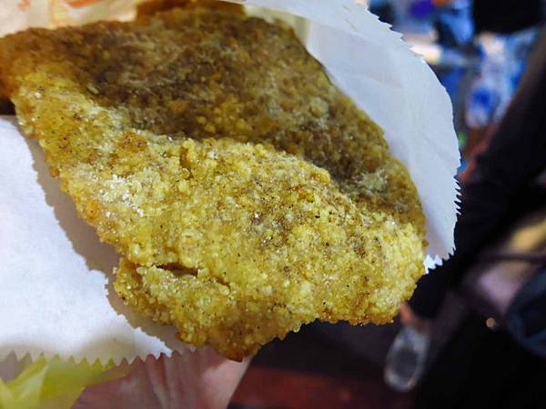 【新莊美食】芝多味香雞排-從小吃到大的古早味雞排