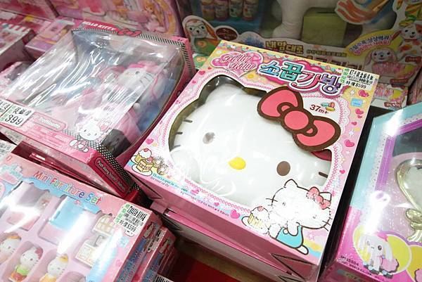 【上萬本暢銷書籍、兒童有聲書，上千種兒童玩具】全面下殺６９折！夏季涼被、床包、名牌枕頭，寢具全面下殺１折起。機會難得，把握機會！…花蓮特賣會