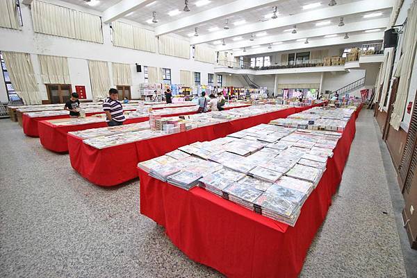 【上萬本暢銷書籍、兒童有聲書，上千種兒童玩具】全面下殺６９折！夏季涼被、床包、名牌枕頭，寢具全面下殺１折起。機會難得，把握機會！…花蓮特賣會