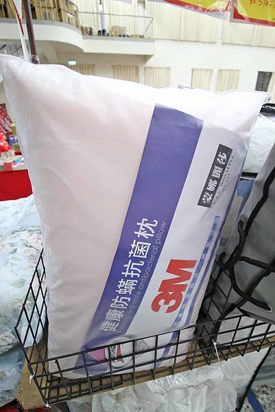 【上萬本暢銷書籍、兒童有聲書，上千種兒童玩具】全面下殺６９折！夏季涼被、床包、名牌枕頭，寢具全面下殺１折起。機會難得，把握機會！…花蓮特賣會