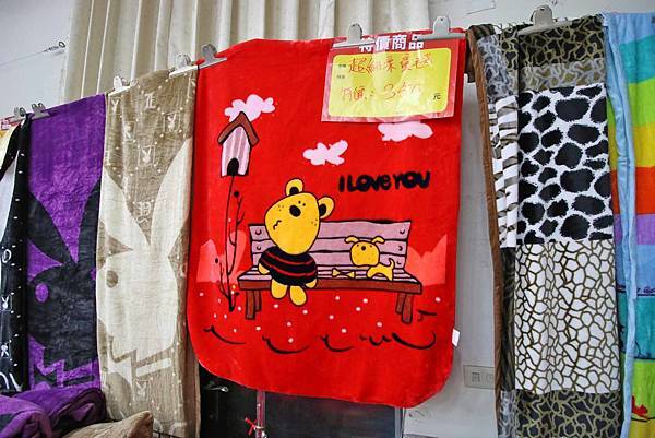 【上萬本暢銷書籍、兒童有聲書，上千種兒童玩具】全面下殺６９折！夏季涼被、床包、名牌枕頭，寢具全面下殺１折起。機會難得，把握機會！…花蓮特賣會