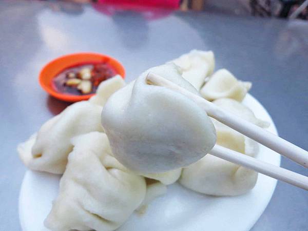 【台北美食】社子島水餃店-現桿現包的爆漿水餃 【台北美食】社子島水餃店-現桿現包的爆漿水餃