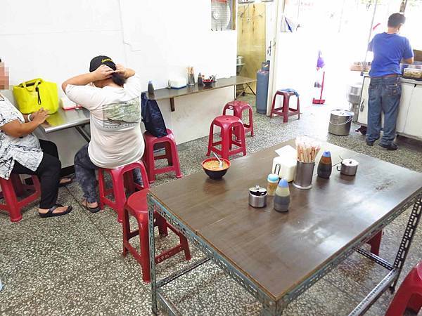 【三重美食】阿和麵線-1碗40元料多湯頭好的麵線