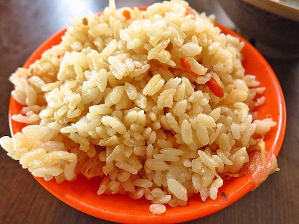 【台北萬華美食】廣州街鮮魚湯-新鮮的鱸魚湯