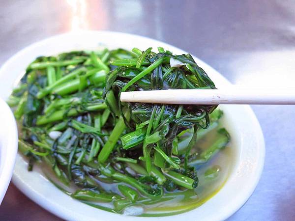 【台北美食】社子島雞肉飯-35元超便宜炒青菜 【台北美食】社子島雞肉飯-35元超便宜炒青菜