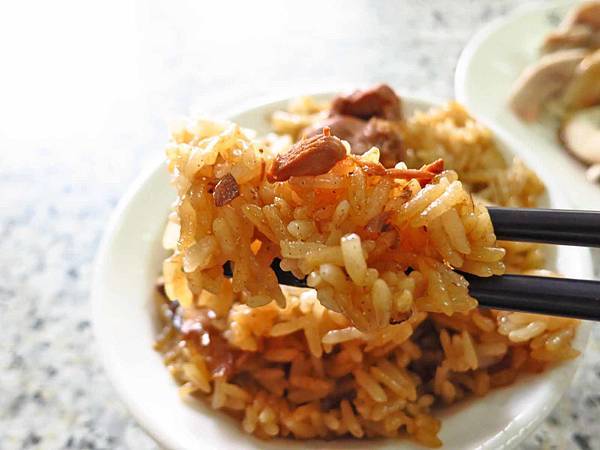 【台北萬華美食】阿萬油飯-40年以上的油飯老店