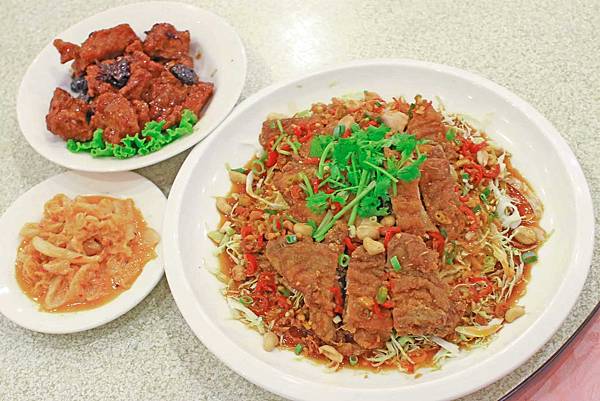 【板橋餐廳】國光小館-20年的廚藝美味，便宜又好吃的餐館