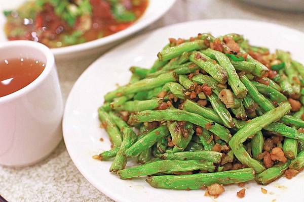 【板橋餐廳】國光小館-20年的廚藝美味，便宜又好吃的餐館