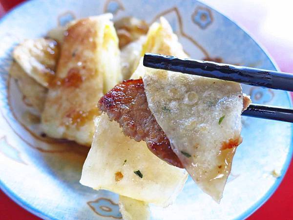 【板橋美食】小白兔早餐店-特殊口味的蛋餅