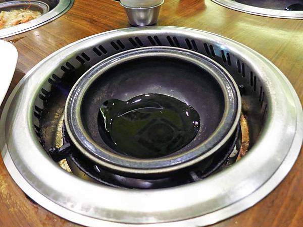 【三重餐廳】旺角石頭火鍋-香氣十足的石頭火鍋店 【三重餐廳】旺角石頭火鍋-香氣十足的石頭火鍋店