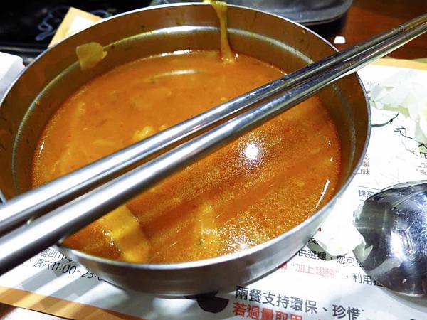 【台北餐廳】兩餐韓國年糕火鍋-韓式火鍋吃到飽