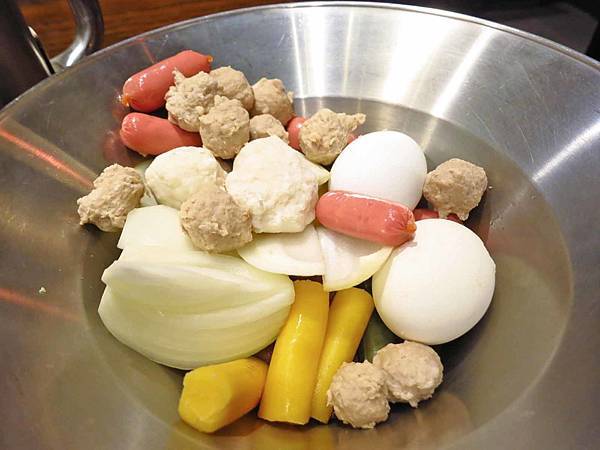 【台北餐廳】兩餐韓國年糕火鍋-韓式火鍋吃到飽