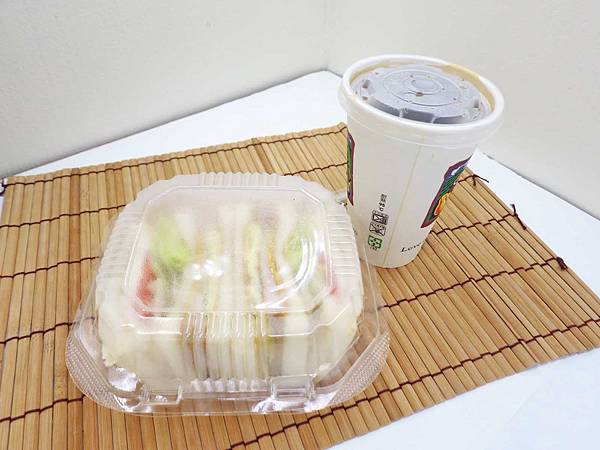 【新莊美食】Smail Energy-碳烤吐司早餐餐車美食