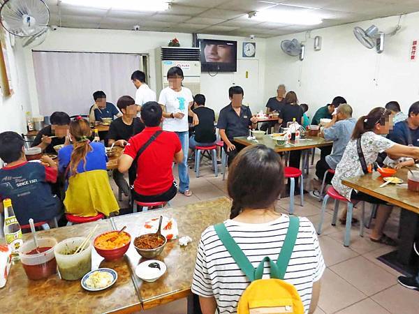 【台北萬華美食】富宏牛肉麵-全台北CP值最高的牛肉麵
