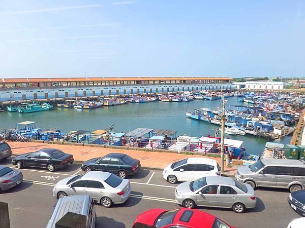 【桃園旅遊】竹圍漁港一日遊-超大新鮮海產與眺望飛機降落