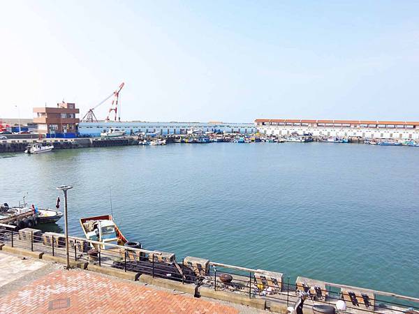 【桃園旅遊】竹圍漁港一日遊-超大新鮮海產與眺望飛機降落