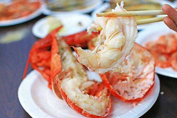 【蘆洲】玖肆伍鮮海鮮燒烤-活跳跳的龍蝦&超大海鮮