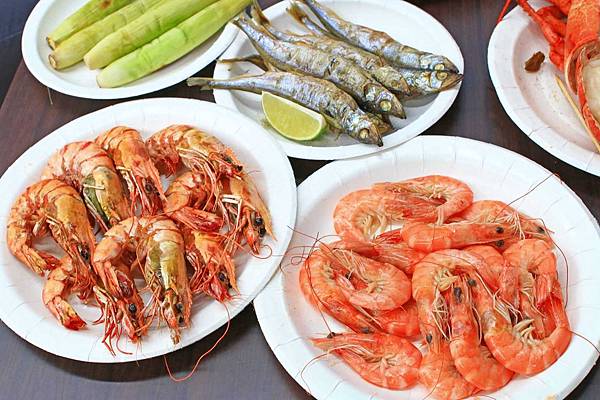 【蘆洲】玖肆伍鮮海鮮燒烤-活跳跳的龍蝦&超大海鮮