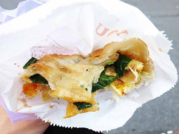 【三重】一品九層塔蔥油餅-228公園超人氣蔥油餅 【三重】一品九層塔蔥油餅-228公園超人氣蔥油餅